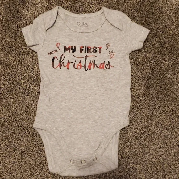 BUNDLE OF 3 CHRISTMAS OUTFITS - Picture 2 of 10